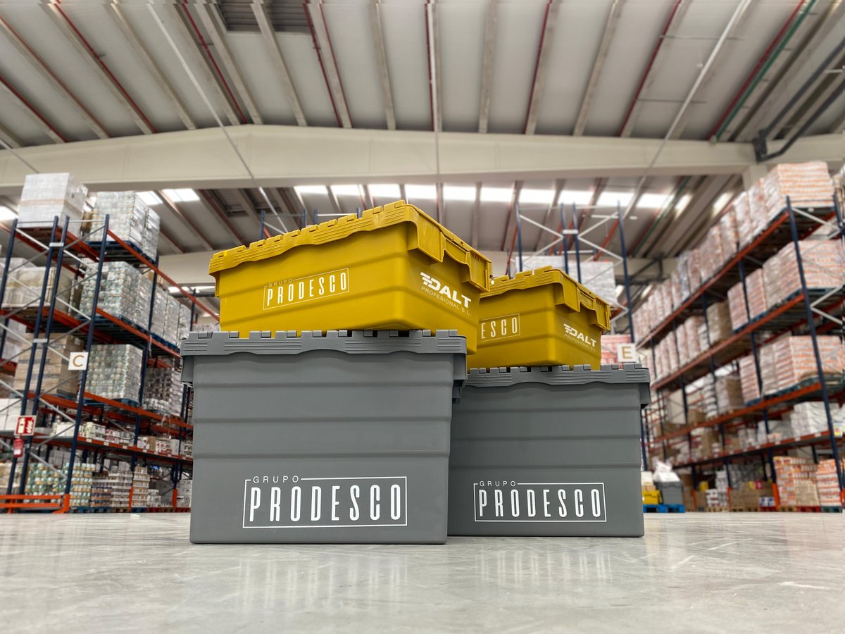 De cajas de cartón a cajas de plástico: Avanzamos hacia un futuro más sostenible.  Amplia la noticia en nuestro blog 👉🏼bit.ly/3TXzOqc #sostenibilidad #futuro #ODS #grupoprodesco #prodescosa #dalt #comunidaddemadrid #logistica #logisticssolutions