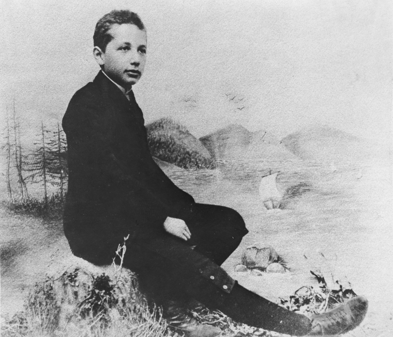 RT @AlbertEinstein: #ThrowbackThursday: Albert Einstein at 14 years old in 1893. https://t.co/3YzWn0C5O4