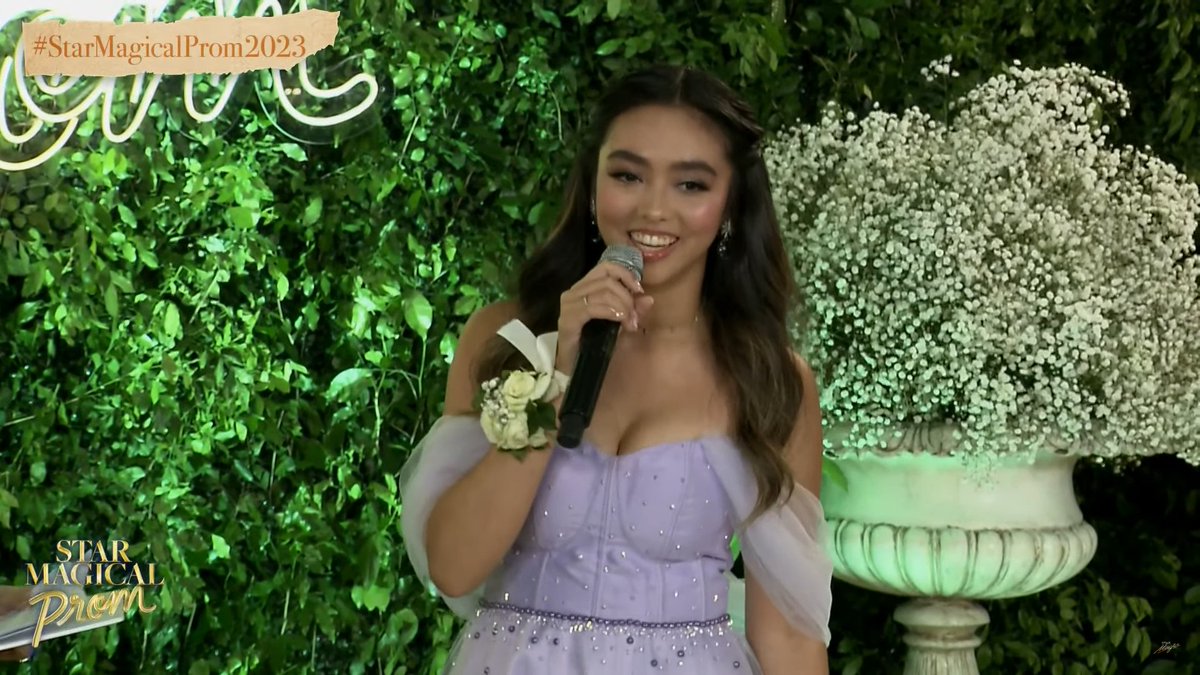 Star Magic artist Noelle Martinez is all glammed up at the #StarMagicalProm2023 

WATCH THE LIVESTREAM HERE: youtube.com/watch?v=_cNbAN…