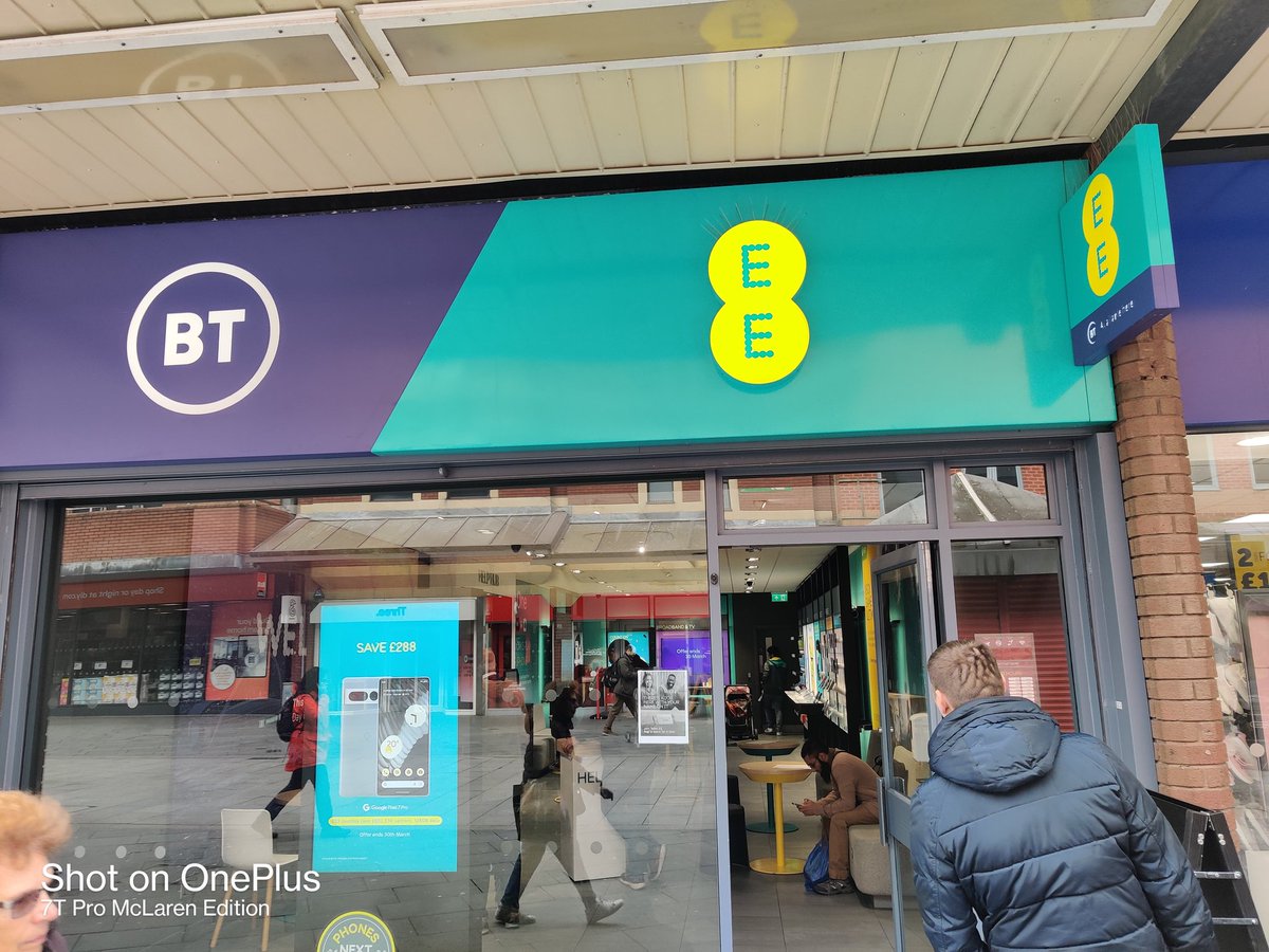 DC185Chaudhary's tweet image. DON'T, DON'T DON'T ....😡😡
Danger
Danger
Danger !!!!🚫🚫❗❗🚫🚫
Please don't buy anything.
#cheatingoncustomer 
#eemobileshop

@e_emobile
#falsestatement
All of staff members are making fool of us to just sell their products. @e_emobile ( HARROW ON THE HILL )