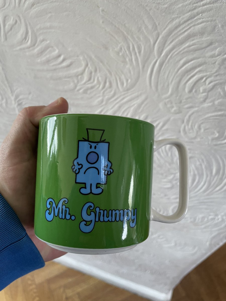 likemindedfree1's tweet image. A new mug for work for me from my beloved mother 🙄🙄😂😂 #MrGrumpy