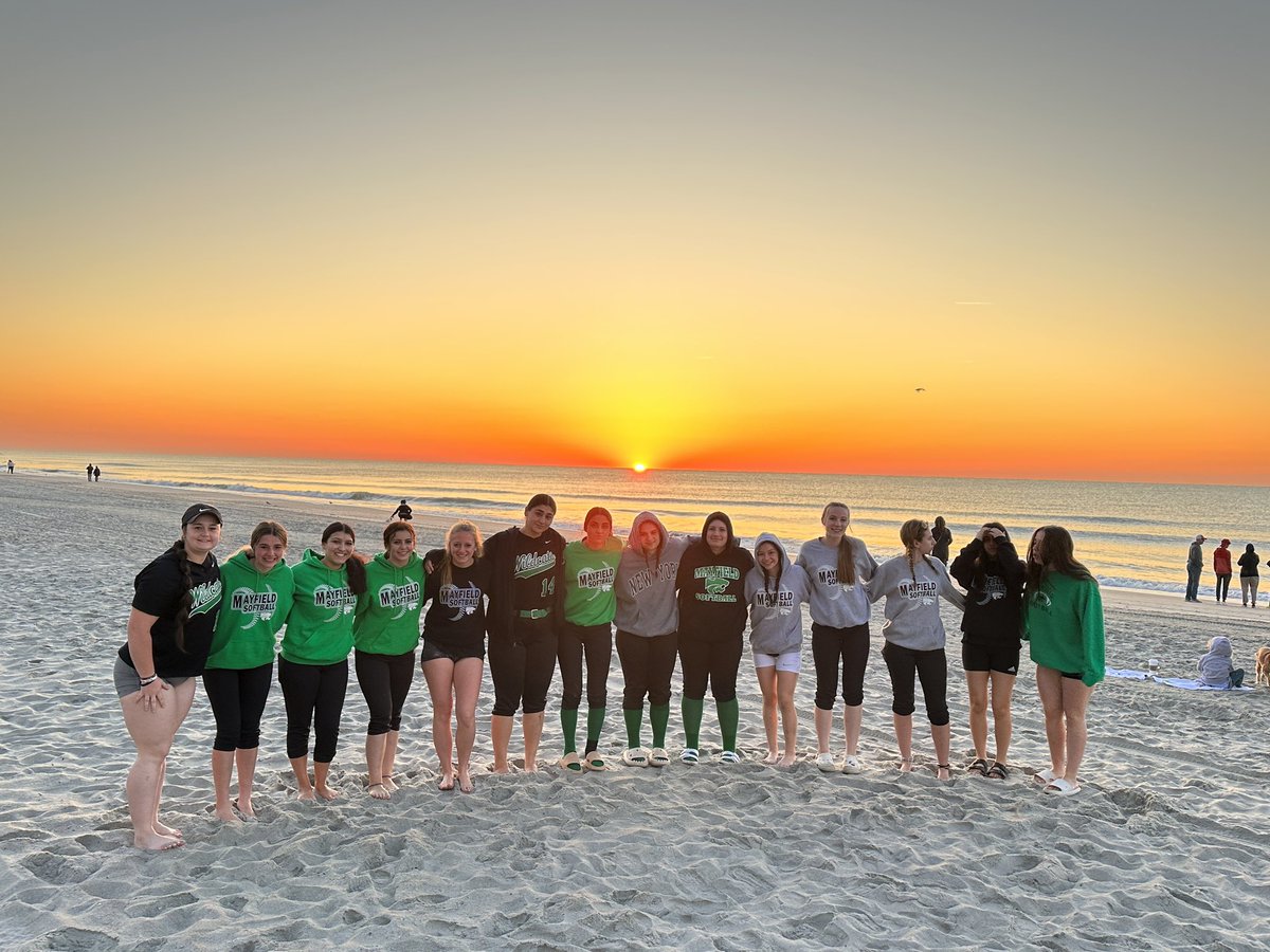 Mayfield Softball tweet media