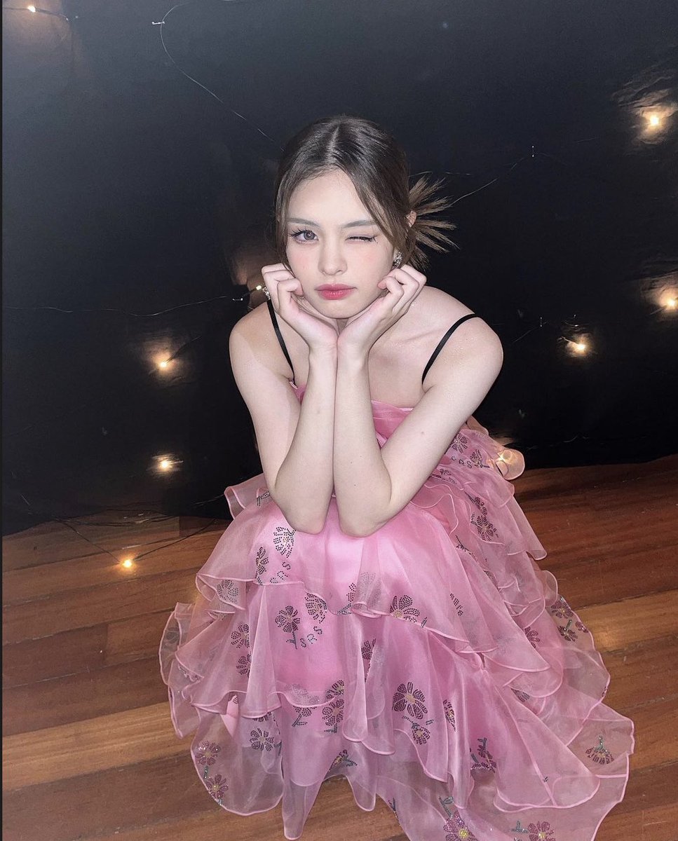hourlyally_'s tweet photo. angel sent from sretsis 📞🎀

#ALLY #ALLYsONLY #allynitibhon https://t.co/7GlTHiQU4Z