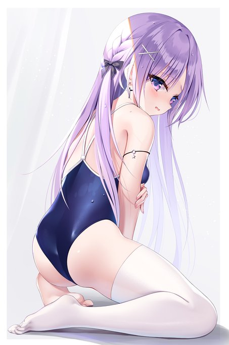 こっち見ないで...💦 