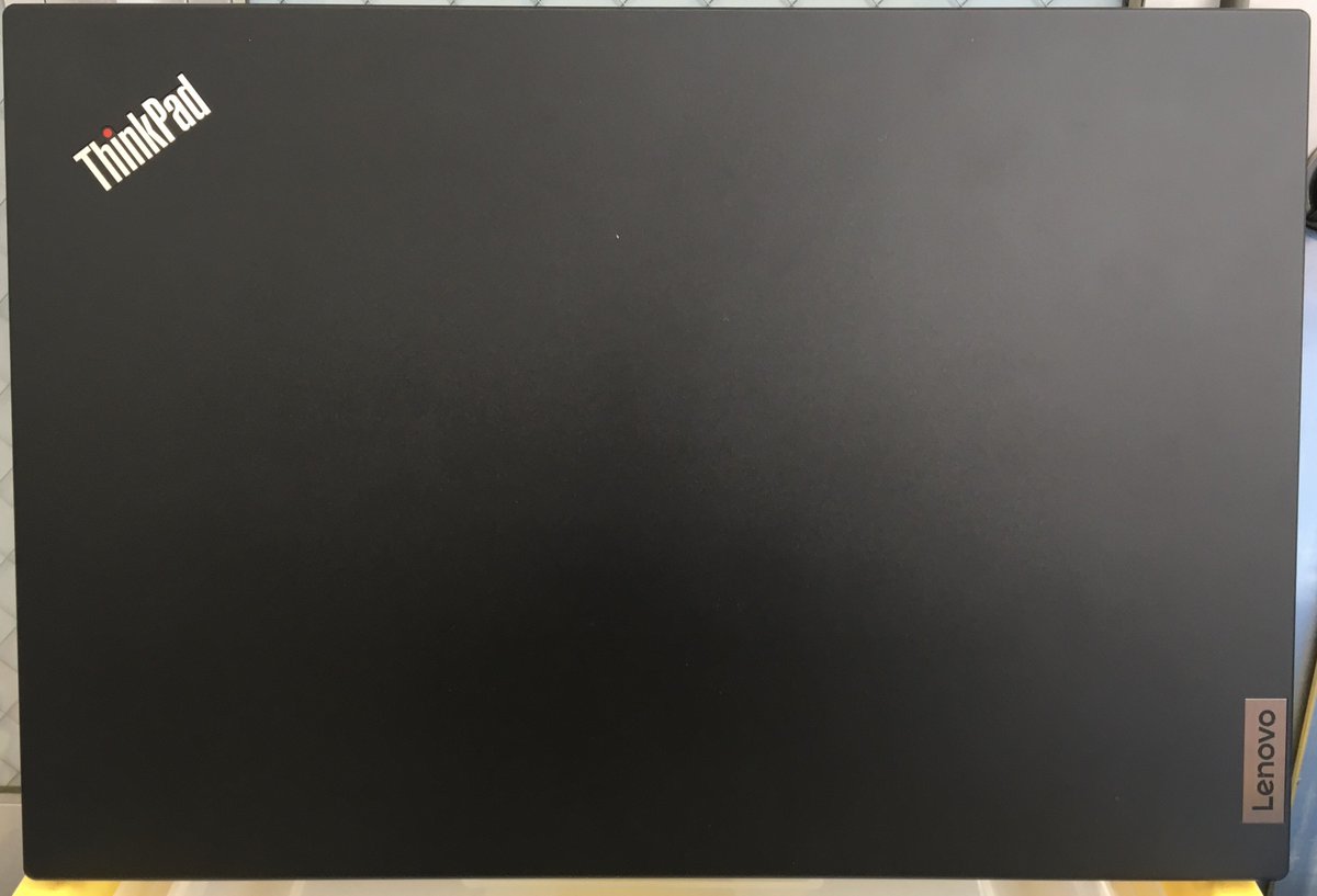 PCcomfullAKB4's tweet image. 今週の秋葉原4号店限定セール！
③【ThinkPad L15】
第10世代i5搭載のThinkPad！処理性能バッチリの4コア8スレッド！！
安心の新品SSD入り💕基本的な動作はかなり快適に♪
生産時期がかなり新しく、使用感ほぼ無し✨めちゃ状態良いです👍
🟦Windows11対応🟦

在庫は10台！
#Lenovo #ThinkPad #L15