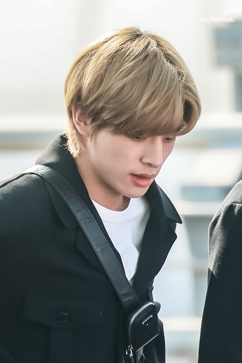 enchanted1515's tweet photo. 230330 ICN 🛫 

#제이크 #JAKE #ジェイク  
#엔하이픈 #ENHYPEN https://t.co/0PHkgIwr8J