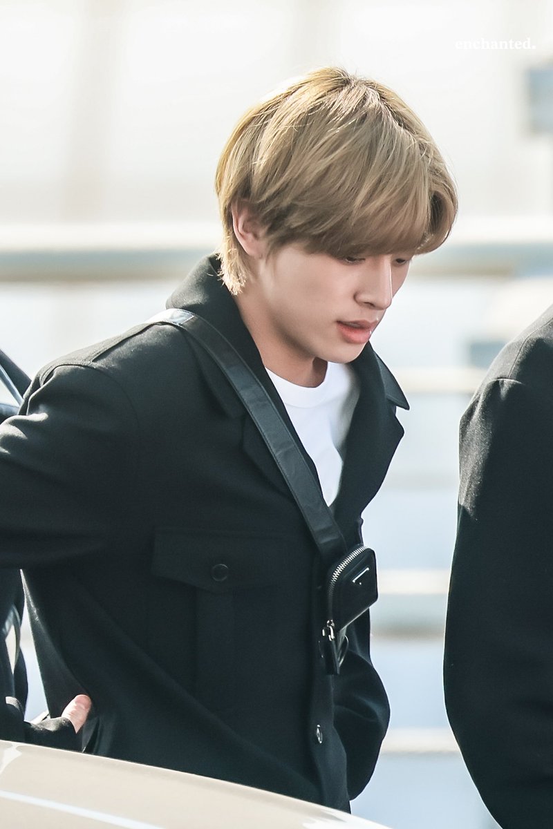 enchanted1515's tweet photo. 230330 ICN 🛫 

#제이크 #JAKE #ジェイク  
#엔하이픈 #ENHYPEN https://t.co/0PHkgIwr8J