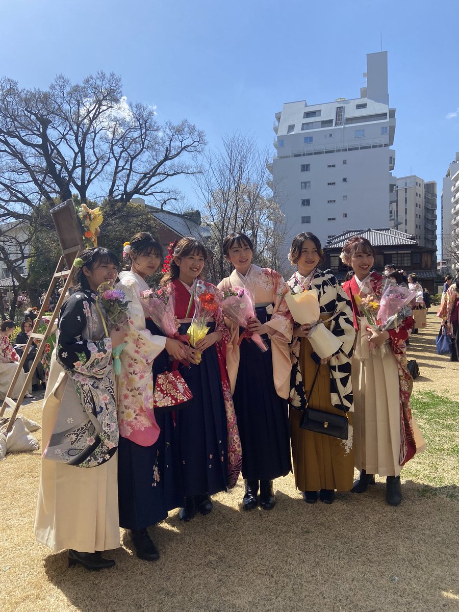 jwu__futsal's tweet photo. 3/20は4年生の先輩方の卒業式でした🌸

サークルを創設し、盛り上げてくださった先輩方には感謝してもしきれません！
こんなに楽しいサークルを作ってくださってありがとうございました🥲⚽️
また遊びに来てください！！！

#JWU #JWUフットサルサークル https://t.co/f6MkxCEGpU