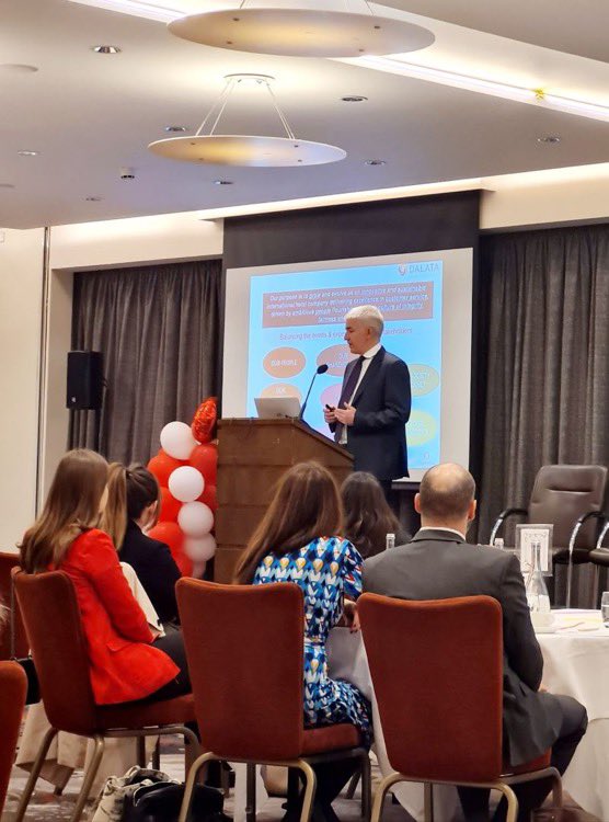 PaulO_Connell's tweet photo. This week we were delighted to host @Dalatahotels Pow Wow sales conference in Cork.

A #PureCork welcome awaited all 120 delegates attending &amp; it was a pleasure to show off Cork as a destination. #cork #PureCork #DevelopWithDalata @ClaytonHotels @MaldronHotels https://t.co/QcHkaDdSCL