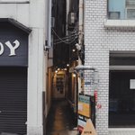 細い路地の奥にある…「チェドックザッカストア」が素敵!