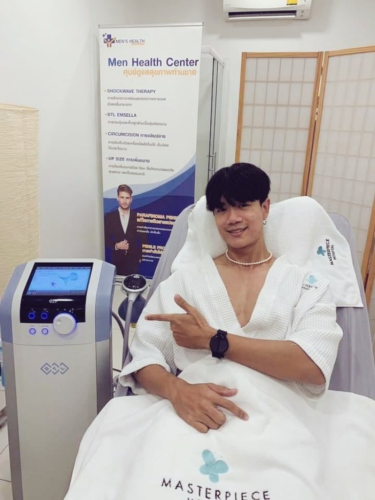 bear_seed's tweet photo. ไปทำ #shockwave กับทาง @men_masterpiece อัพเกรดน้องชายให้แข็งตัวนานขึ้น ระหว่างทำไม่เจ็บเลย พี่พนักงานก็เป็นกันเองมาก หลังจากทำรู้สึกว่าเส้นเลือดปูดโปนมาก สะกิดติดง่ายจริงๆ 🤪 ใครสนใจสามารถทักไปสอบถามได้เลยครับ https://t.co/WLp6SDtdZP