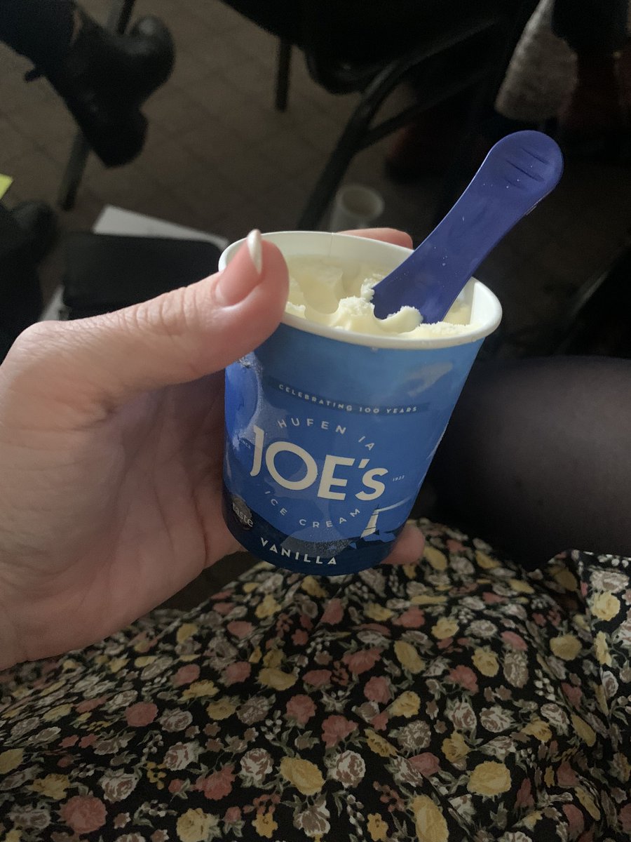 laurpX's tweet photo. Conference with free Joe’s! 5* feedback from me 😂 https://t.co/1dFA3zQJkV