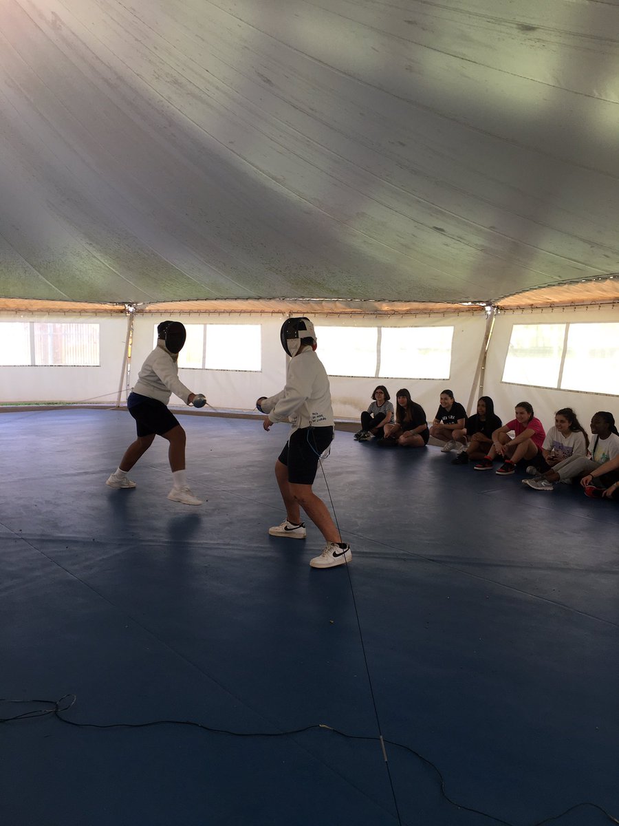 LogronoDeporte's tweet photo. Jornada Multiaventura Súper Héroes alumn@s ÍES Tomás Mingot #CDMLasnorias @fertenislarioja @Sa_LoEsgrima #escalada #pistaamericana #touchtenis #calistenis #voleyplaya https://t.co/ouHrBGm0DB