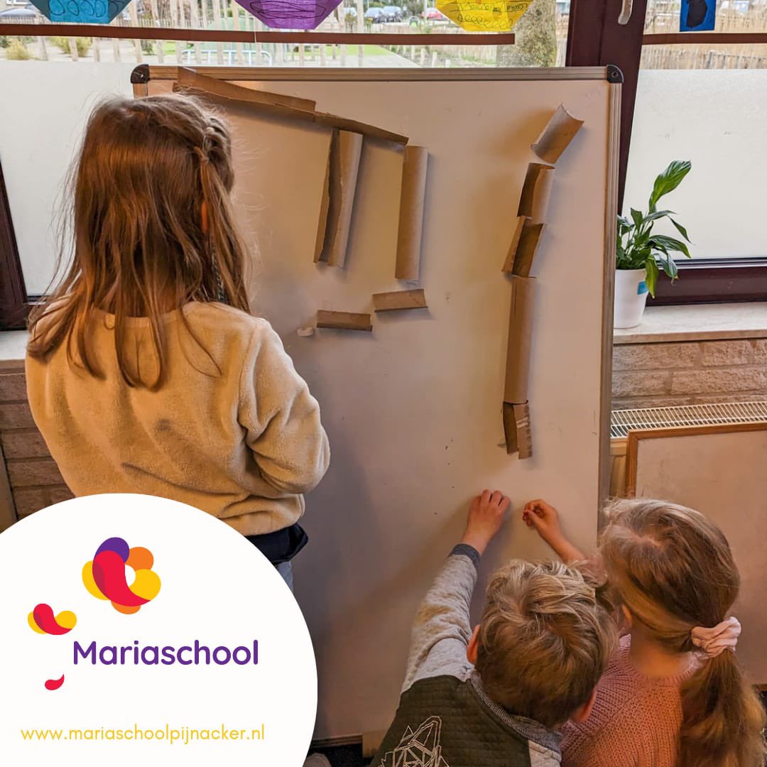 DE GROTE REKENDAG
Gisteren deed <a href="/MariaschoolSKOP/">Mariaschool Pijnacker</a> mee aan #deGroteRekendag. Dit jaar stond de dag in het teken van afval (scheiding). De kinderen hebben op veel verschillende manieren gerekend, proefjes en onderzoek gedaan en hebben ook veel plezier gehad! #skoppijnacker #rekenen