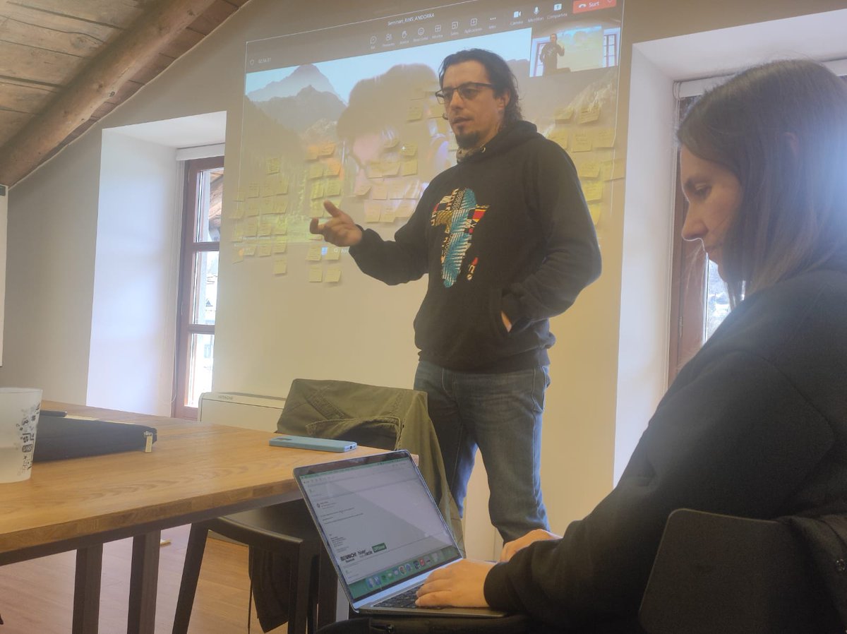 Andorra_RI's tweet photo. AR+I i #SoundEarthLegacy organitzen un seminari transfronterer de co-creació de podcasts sobre rutes de patrimoni sonor de muntanya. El projecte compta amb la col·laboració l'entitat menorquina @esfarcultural

ℹ️ i 📸👉 https://t.co/Q2kGcqWgzp https://t.co/IHOmJOKC0i