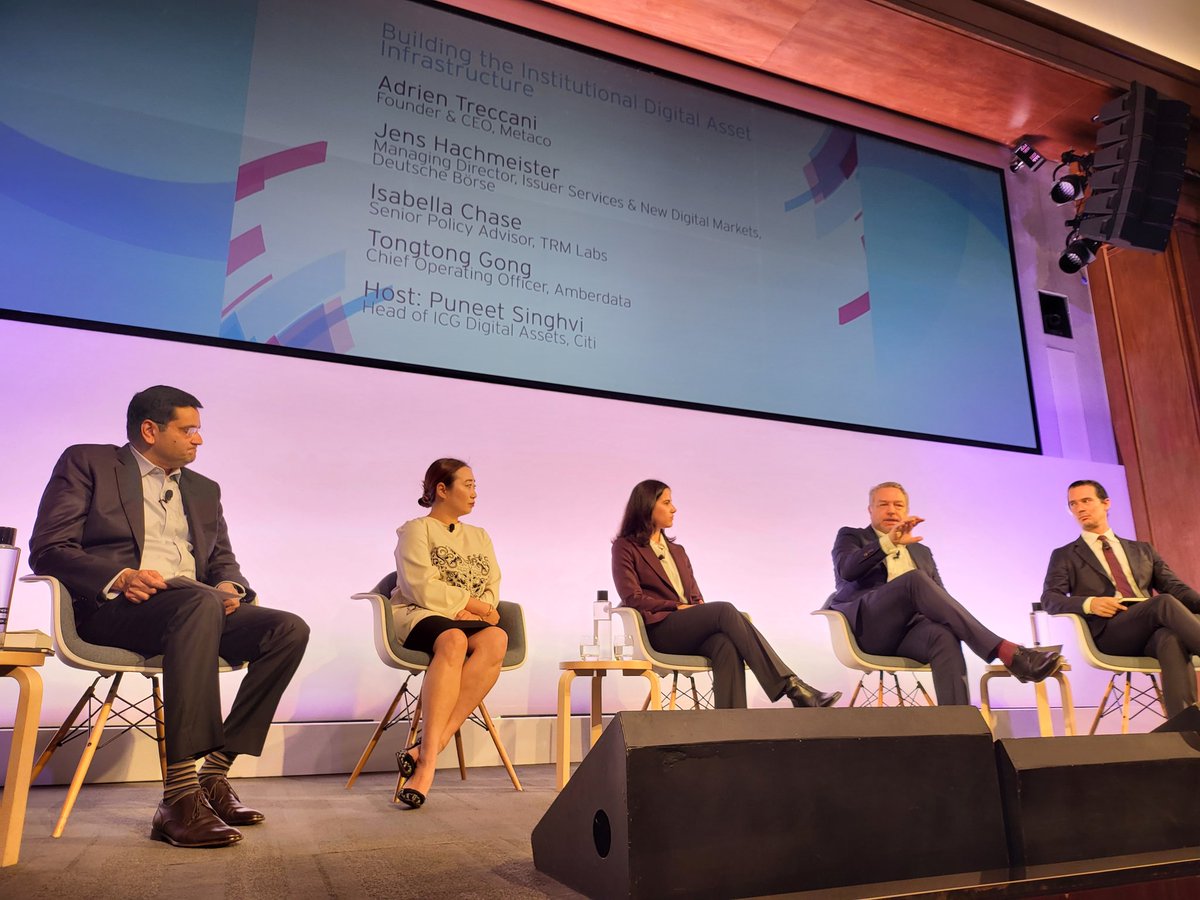PaymentsEdu's tweet photo. "It's now a time of incumbents ...we need to take the market along with a level of trust. Established players have a role to play" Jens Hachmeister #CitiDigiMoney https://t.co/V0jO5DrFso