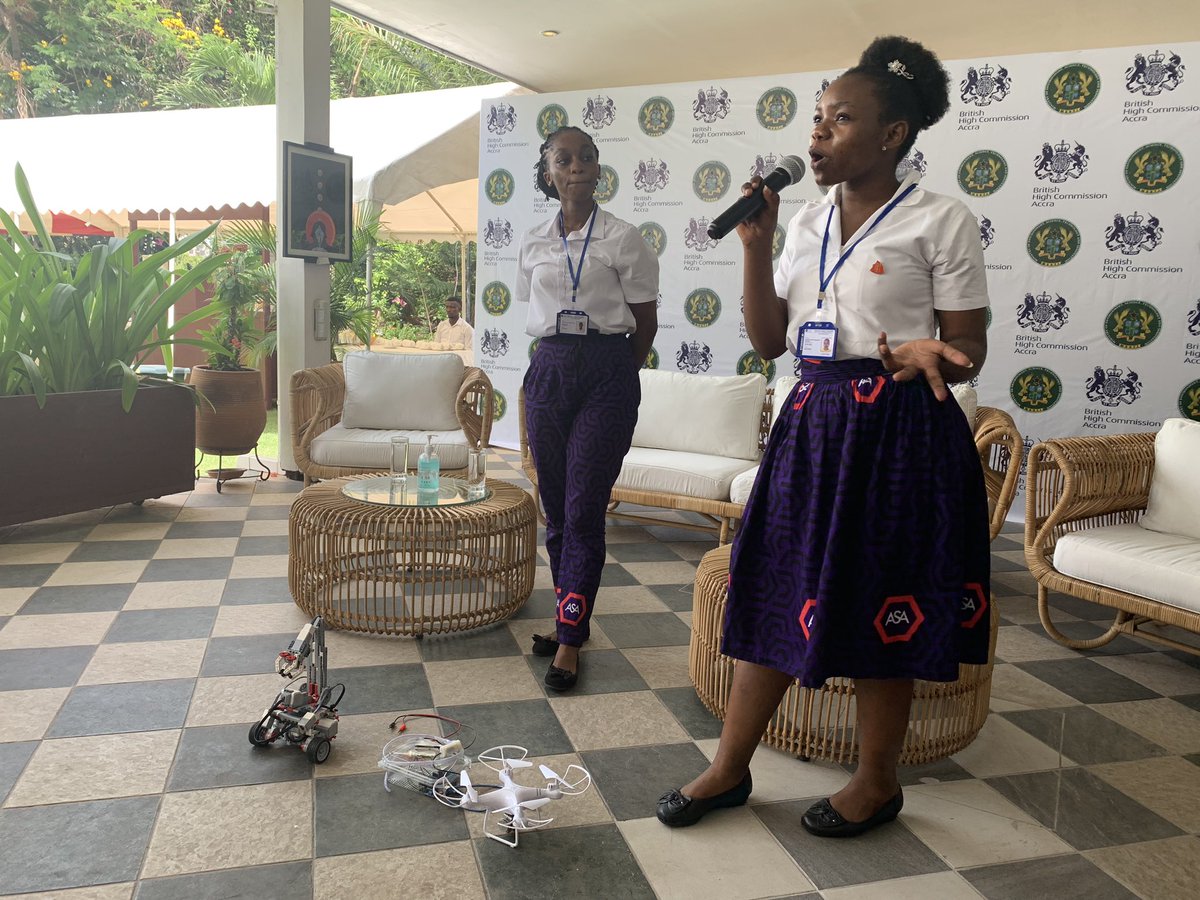 HCThompson001's tweet image. As 🇬🇧 launches our Int Tech Strategy, I’m energized by our #WomenInScience event, part of our gender month activities. Women already achieving so much, and young women all set to achieve even more - provided we don’t let the barriers hold them back. 

#WomenInTech #IWD23