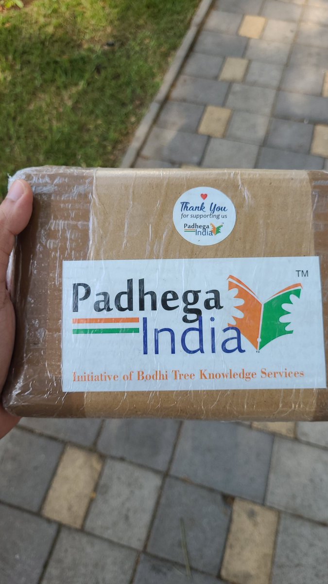 RohiraRahul's tweet photo. Long awaited Book. @PadhegaIndia_ great service and thank you for the bookmarks they are amazing. #thelostriver https://t.co/7dmUrVSpW5
