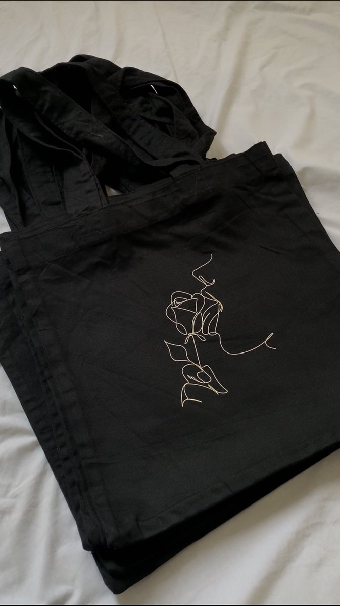 munieeerah's tweet photo. Tote bags available to shop 
Price: #5000 Naira only
Click the link below to shop
Check thread for more options!
👇🏼👇🏼👇🏼👇🏼👇🏼👇🏼👇🏼👇🏼👇🏼👇🏼
https://t.co/Y46qYEX7e2

@_DammyB_ https://t.co/0KQBRO6nT7