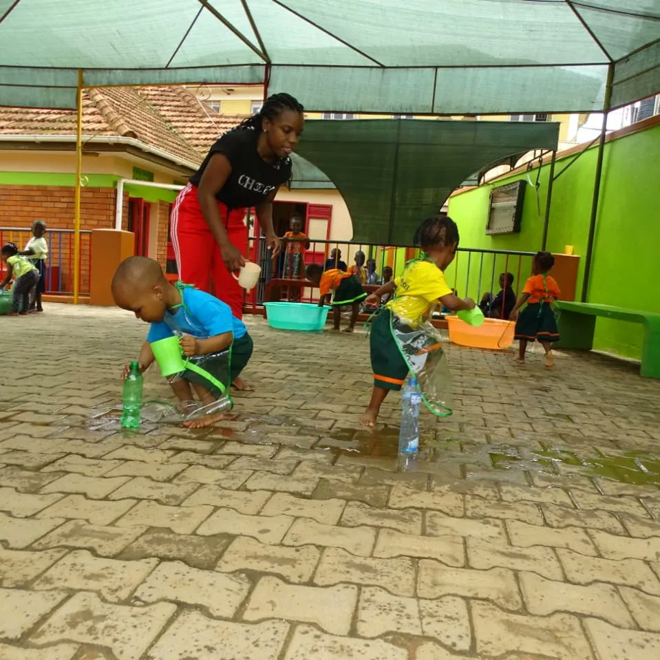RaphelaSchools's tweet photo. We believe in learning through play at Raphela Junior Schools, and our water play activities are no exception! Our little ones enjoyed some water play today, learning about bottle filling and washing. #RaphelaNursery #WaterPlayFun #ecdlearning https://t.co/ael43FGYqd
