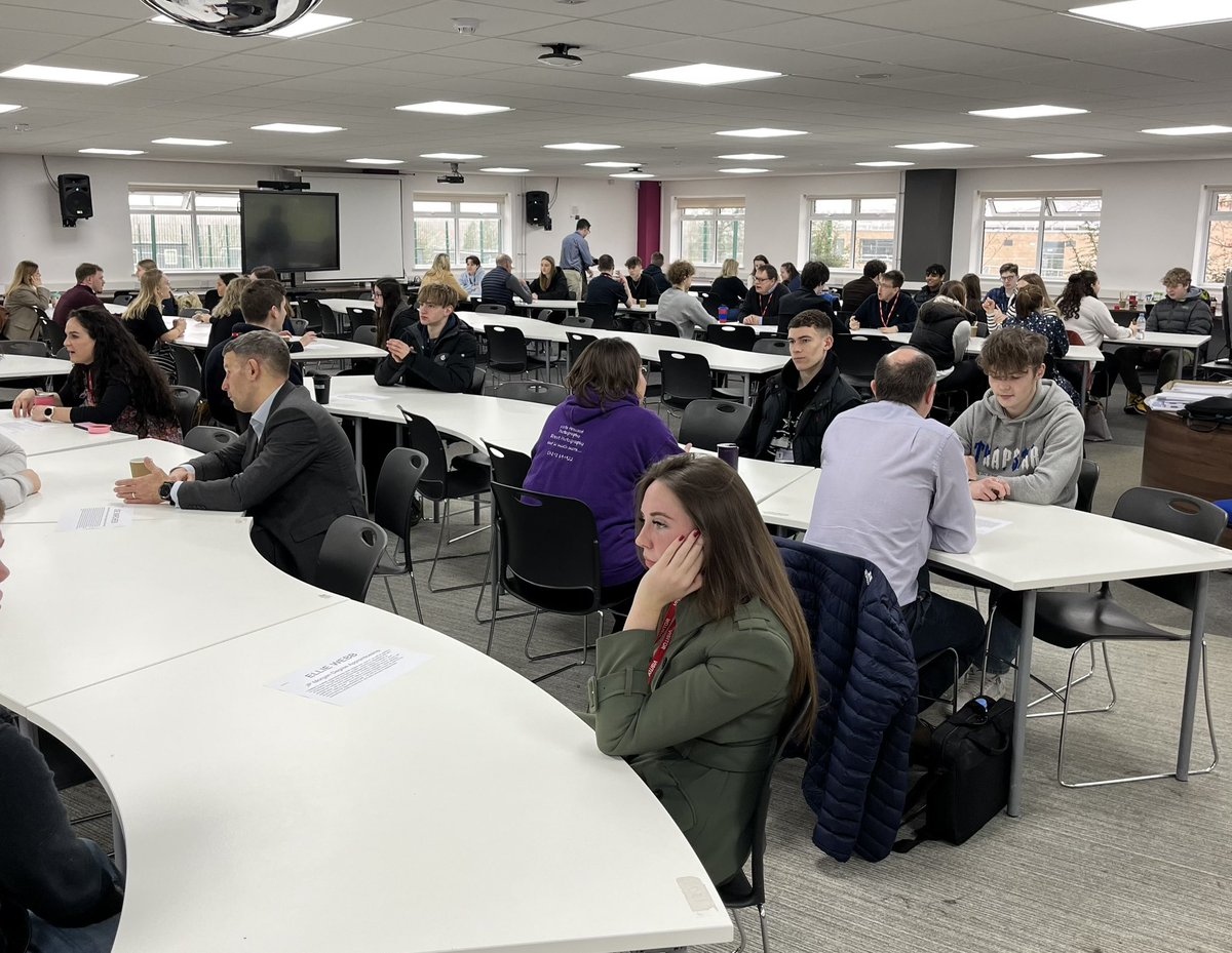 UckColl_6thForm's tweet photo. Year 12 are having a fantastic careers day focused on networking and mock recruitment day activities.  We’re very grateful to all of the alumni and volunteers who have come in to support and inspire our students! #lovelearningforlife https://t.co/3aV3ZifUPT
