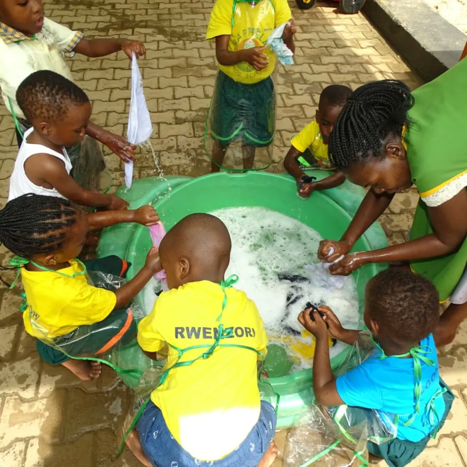 RaphelaSchools's tweet photo. We believe in learning through play at Raphela Junior Schools, and our water play activities are no exception! Our little ones enjoyed some water play today, learning about bottle filling and washing. #RaphelaNursery #WaterPlayFun #ecdlearning https://t.co/ael43FGYqd