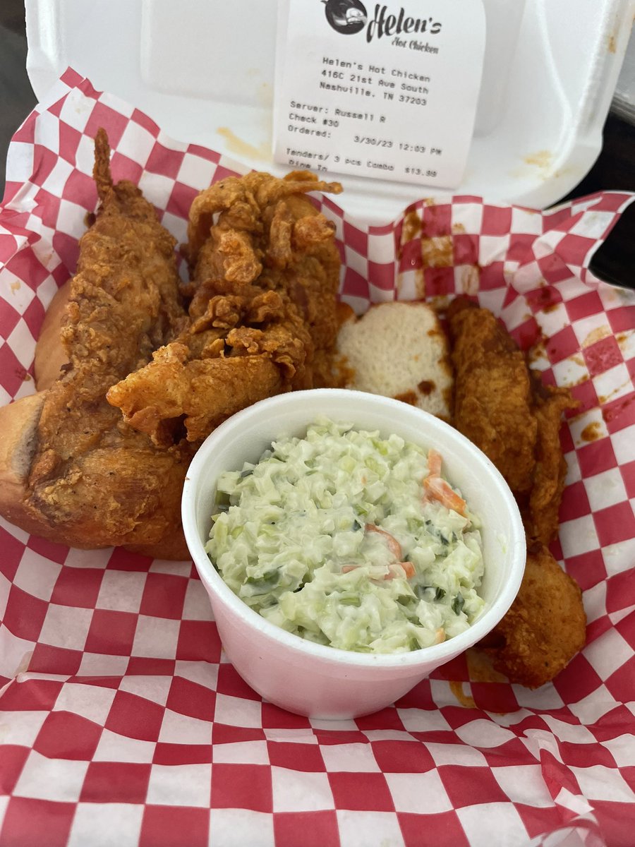 incorraigible's tweet image. When in Rome — at Helen’s Hot Chicken #NashvilleHot
