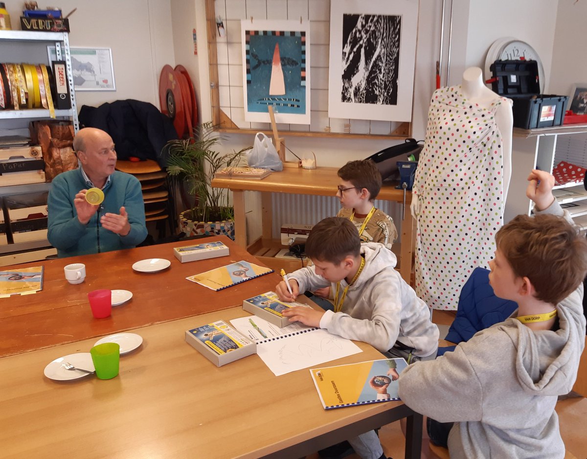 Veel geleerd over windenergie en zonne-energie deze TalentenAcademie  #groen en #duurzaam. Bedankt Patriciaen Peter van Van Dorp Installatie-techniek  uit #Zoetermeer. Cool, een windmolen die draait op zonne-energie! <a href="/wijkregisseurBL/">Sabrina Verbarendse</a>