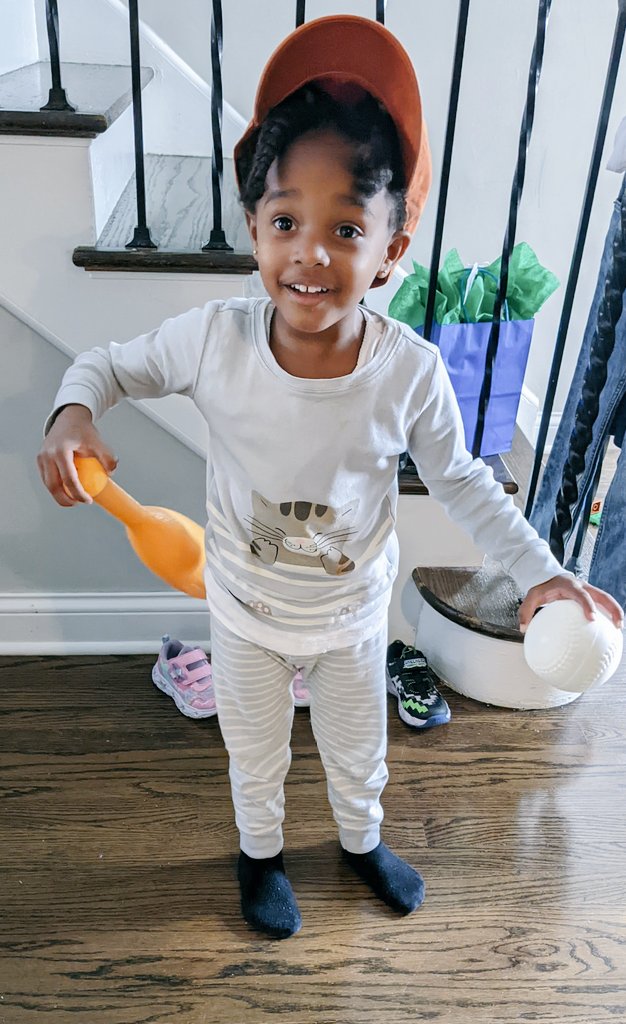 Today's one of my favorite days of the year and this little one cannot wait. She's been asking about watching baseball since November. Finally, it's back. Let's go! ❤️ #OpeningDay