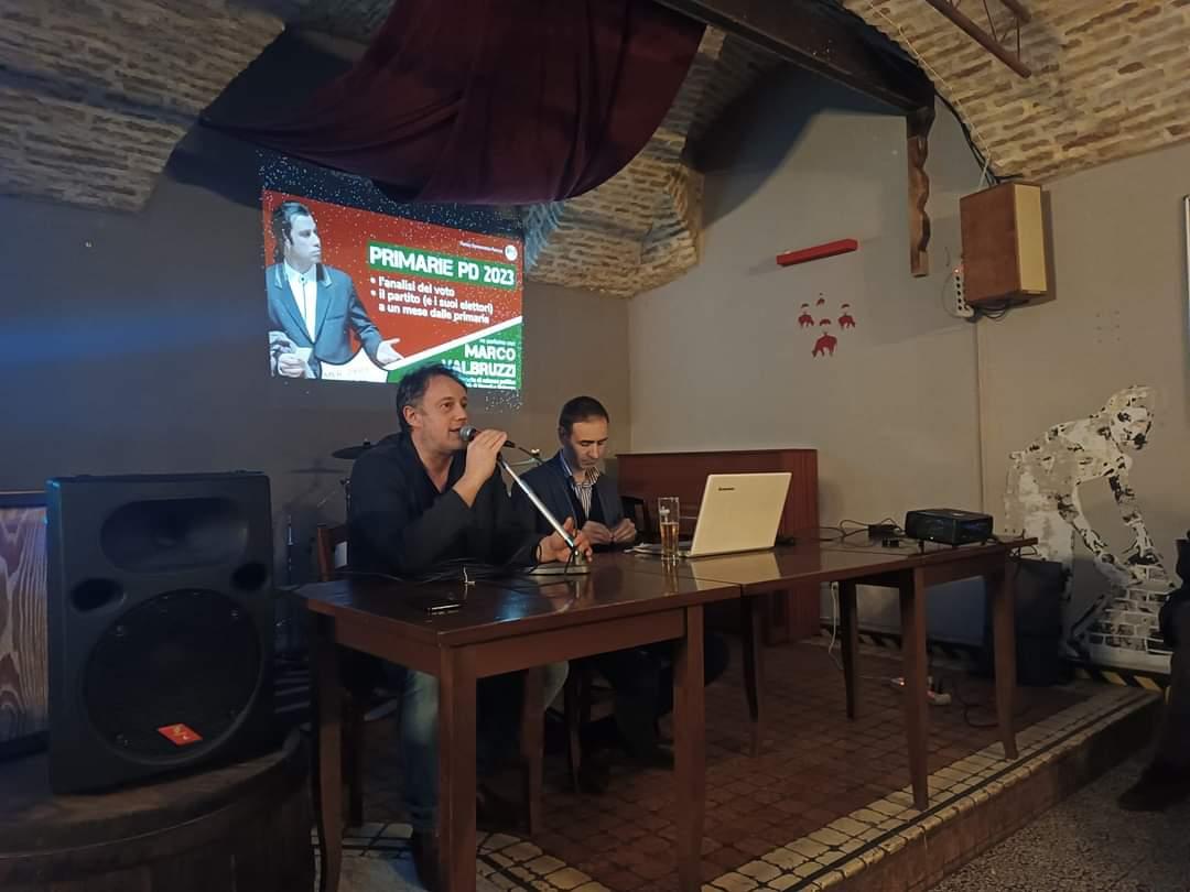 GD_Faentini's tweet photo. Tanta gente ieri all'iniziativa "Primarie PD 2023" col Prof. Marco Valbruzzi, le sue ricerche sui flussi delle primarie e con Alessandro Barattoni, Segretario provinciale del PD.
Grazie a chi ha partecipato!
#primarie #PartitoDemocratico https://t.co/3vocQKk6RP