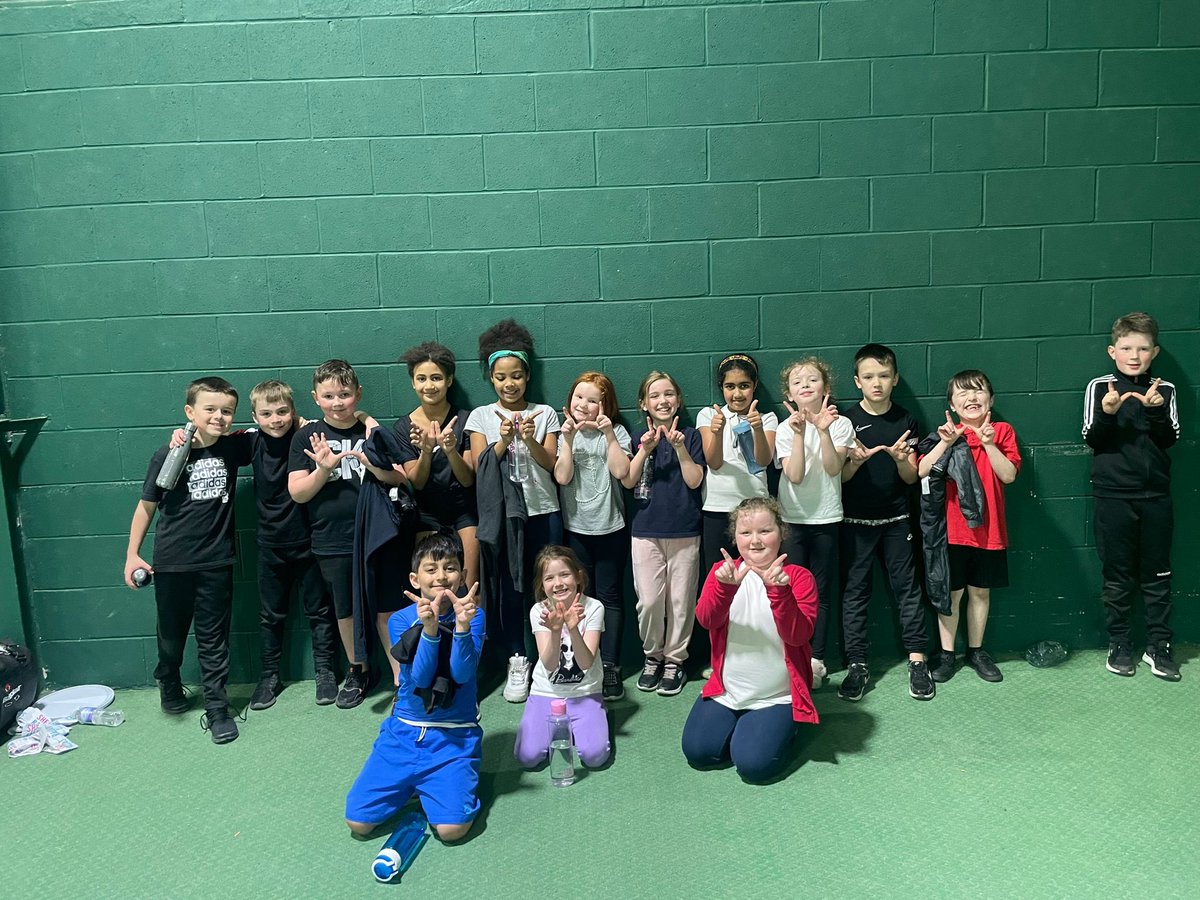WBurghPrimary's tweet photo. 🎾 Some pupils from P4 attended the Ren Schools Tennis Festival today @Strathgryffe Tennis Club (we could only take a limited number). Graham, our tennis coach, selected our school to receive a giant tennis ball 🎾 signed by him with a wonderful message!     #ARK #WforWillibugs https://t.co/h0WjRMfRUV