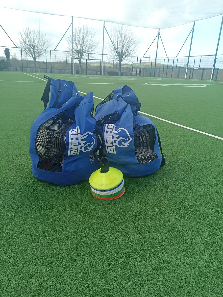 CilldararfcC's tweet photo. Great way to finish my time as @CilldararfcC  this week in Milltown &amp;  lackagh #neverstopcompeting  its been a great couple of years really enjoyed it with great support from  @CillDaraRFC @JoeyCSnr @LeinsterBranch 💪👏
Thanks to all the schools as well very welcoming. https://t.co/elfgCLINwp