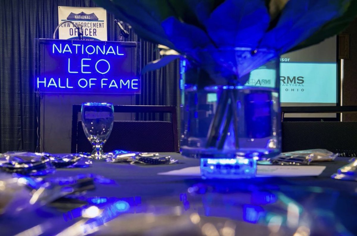ColdCaseTips's tweet image. Tonight is the night! The National Law Enforcement Officer Hall of Fame! I’ve already met some incredible people and fellow inductees!! @NancyGrace