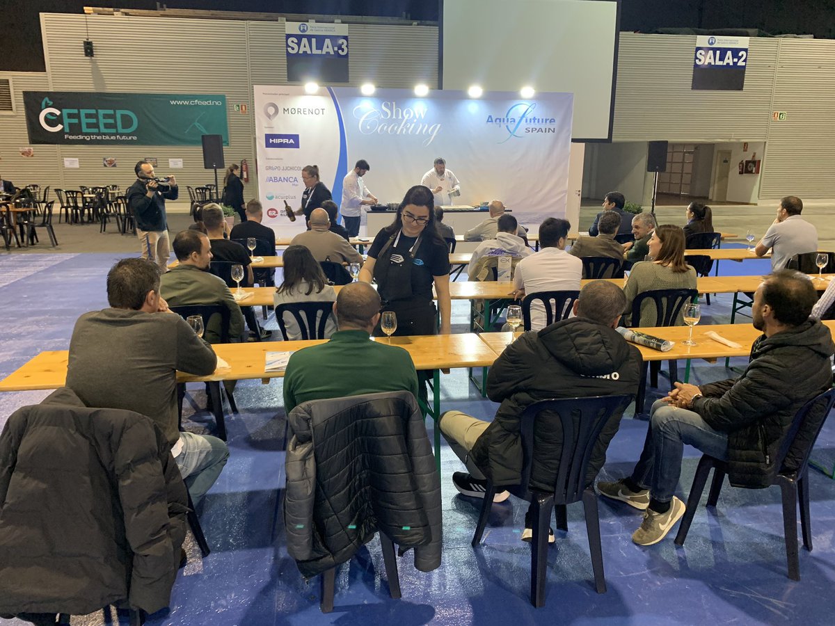 bluenetcat's tweet photo. A Aquafuture amb el Clúster Acuiplus hem vist que el futur de l'aqüicultura i l'economia blava passa per la innovació i la sostenibilitat. Detectar necessitats i aportar solucions científiques per seguir avançant. #Aquafuture23 #Acuiplus #Innovació #transferència https://t.co/A4Z3Rq0tsd