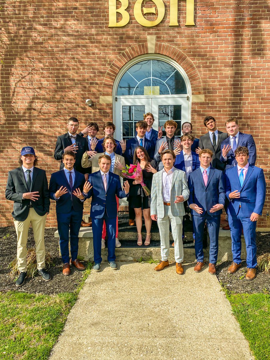 UC ΒΘΠ tweet media