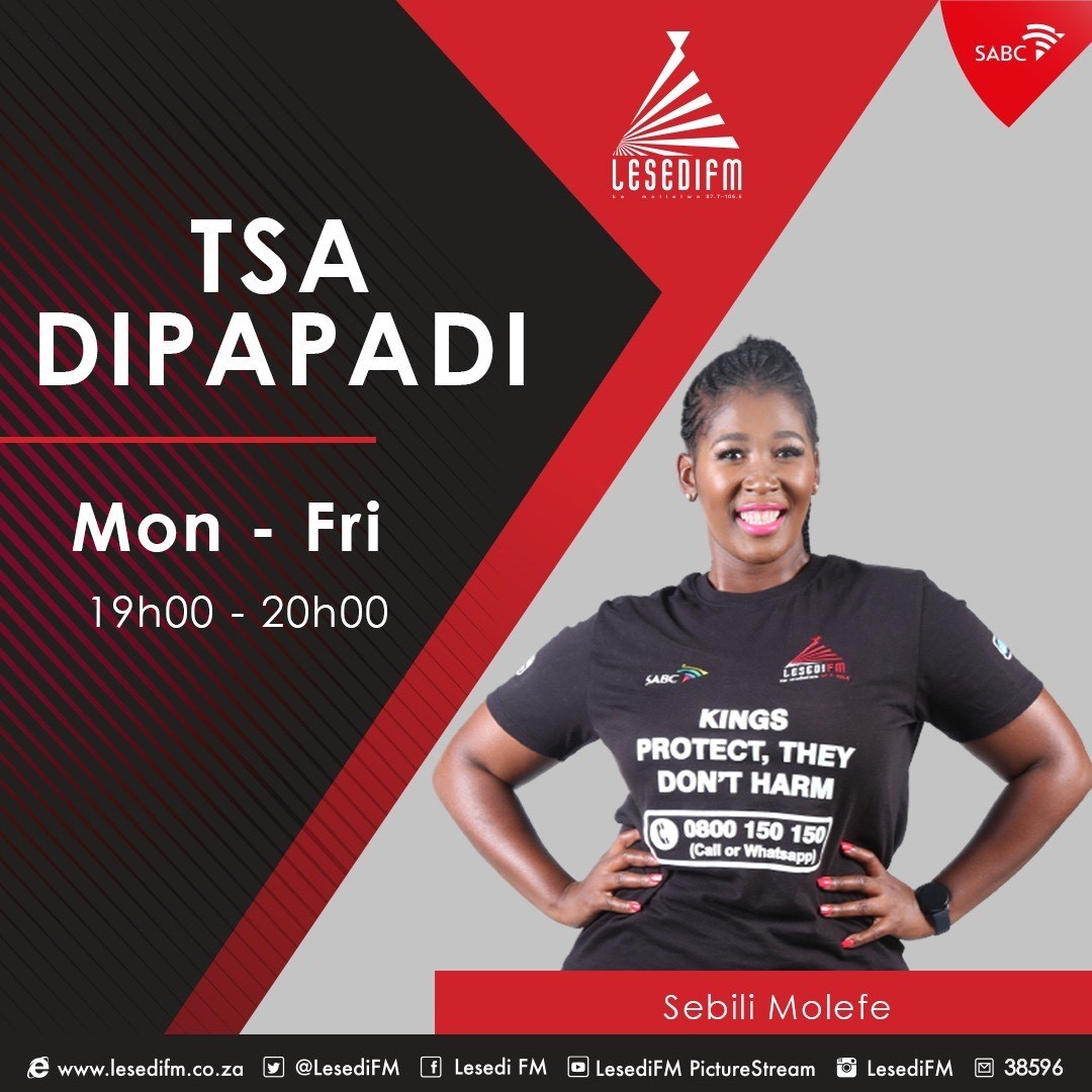 LesediFM's tweet photo. ๐ป#TsaDipapadi le @SebiliMolefe ๐ป
โฒ๏ธ 19:05-20:00
๐ฃ๏ธ Re keteka bahale, rena le football SA legend @thetrueteko in studio #BotsaPotso #NtsaMaikutlo
#LegendsTournament #Mamela Radio โฝ๏ธ๐ป๐ฅ
โ๏ธ @Lungile_Matsuma #SebiliOnSport #LegendsShow https://t.co/hsSavtFZm6