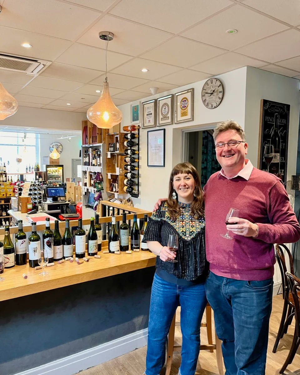 MrMrsFineWine's tweet photo. New discoveries today at a brilliant sampling session with the lovely Carola! ๐ฆ๐ท Plenty to please our palates - we look forward to sharing some of these beauties from South America with you all very soon!... ๐ ๐ท#newwines #winesampling #wineshop @MariaCdelaF #hispawines https://t.co/blpUSzTdaq