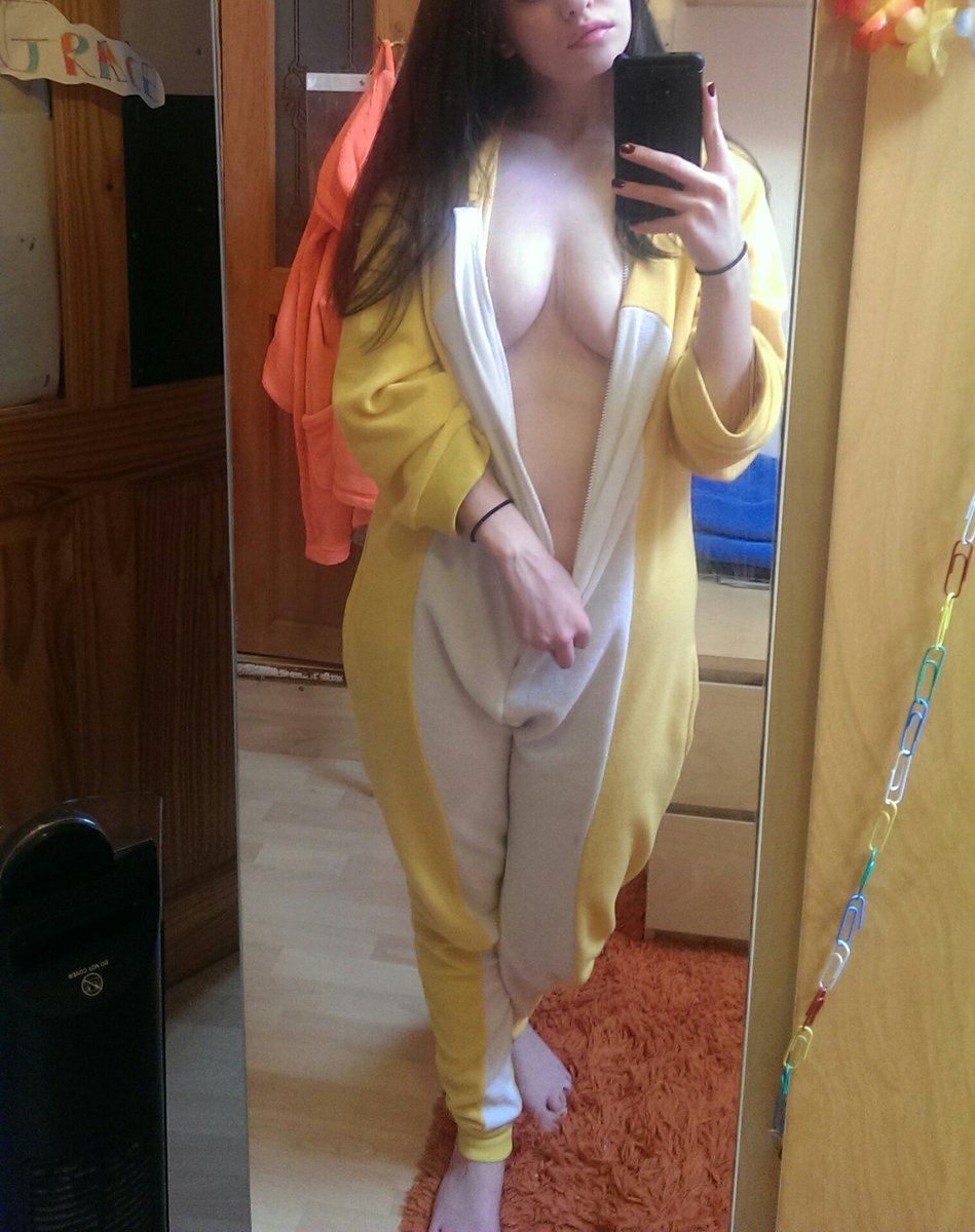 Daneedlove's tweet photo. Would you allow me to wear this while sleep with you? https://t.co/lQUkBk0QD6