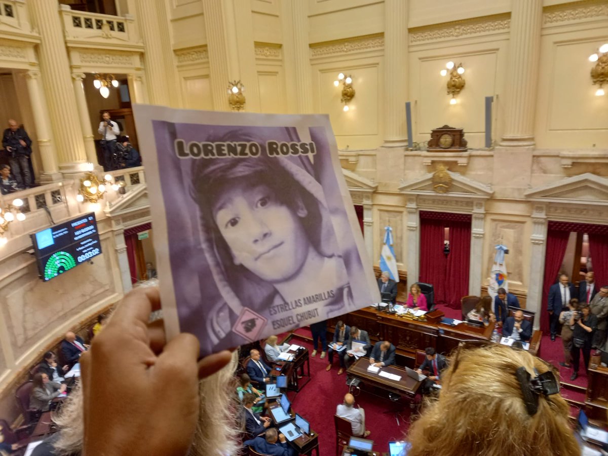 RocioEs40870093's tweet photo. vergüenza!!!!! JXC se fueeroonnnn No hay quorum! No se vota ni Ley Lucio ni Alcohol 0❗️ Parece que las diferencias políticas lo convierten en inmortales.. salvemos vidasss... mier.... que pasooooo... @SenadoArgentina https://t.co/vd3ikbpsVK