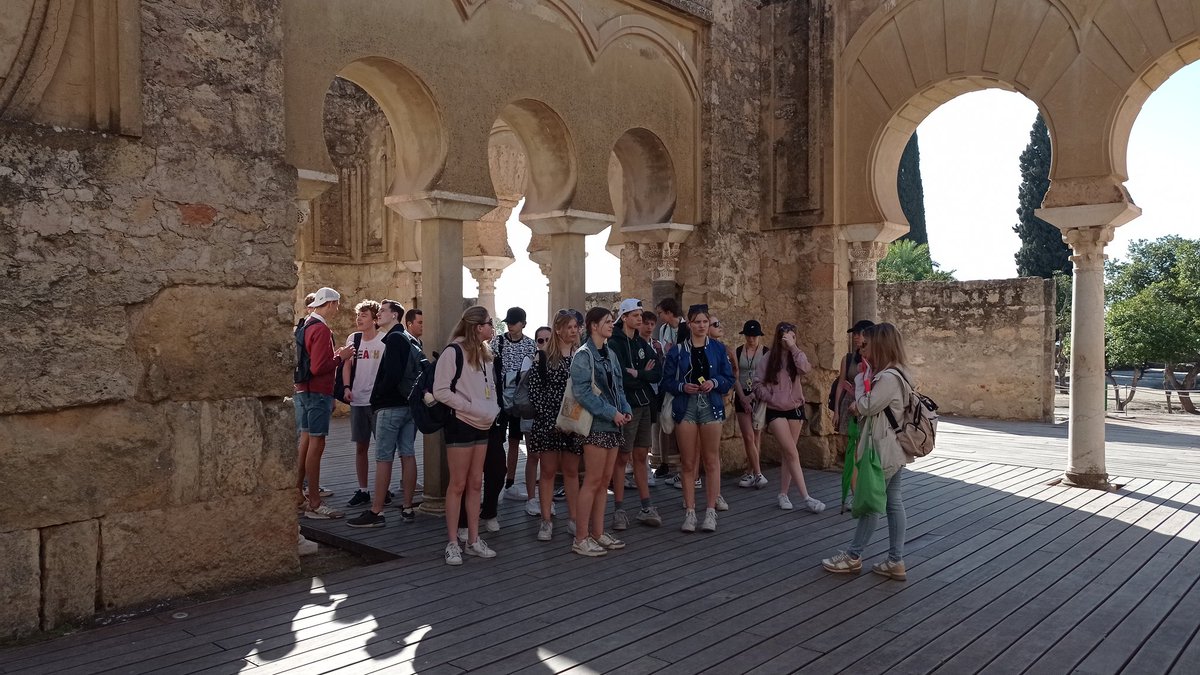 IES López-Neyra tweet media