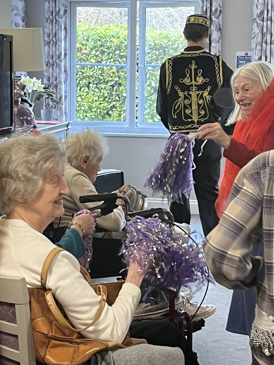 LimegroveCareAH's tweet photo. End of the month party with belly dancing #moveintomarch #bellydancing @AnchorLaterLife https://t.co/XcH7L9oAIu
