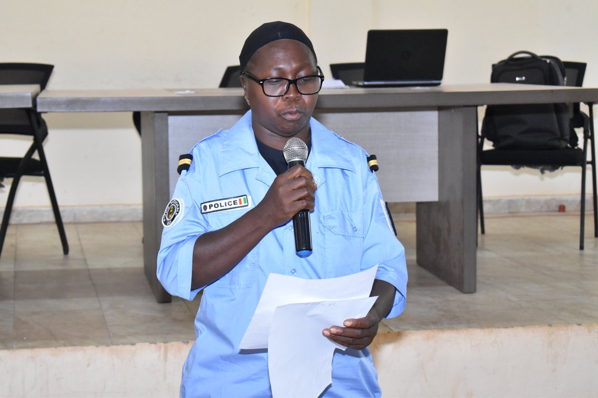 Onudhguinee's tweet photo. #Session_7 de la formation de la police sur l'interdiction du recours à la torture et aux mauvais traitements lors des opérations de maintien de l'ordre. https://t.co/U2PVPHdnwa