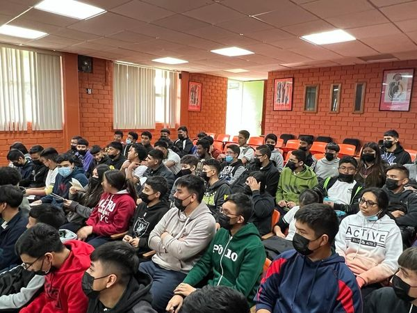 CapaNegras's tweet photo. Plática sobre Prevención de Adicciones de Mitos y Realidades de las Drogas al los alumnos del CONALEP impartido por la Lic. Azahí Carolina Valdez Saldaña.
@Jurisdiccion1PN @CONADICmx @JuntosPorLaPaz
#ConadicTeEscucha
 #CuidaTuSaludMental
 @ceca_coahuila @CapasCoahuila https://t.co/XGmY8MEgwd