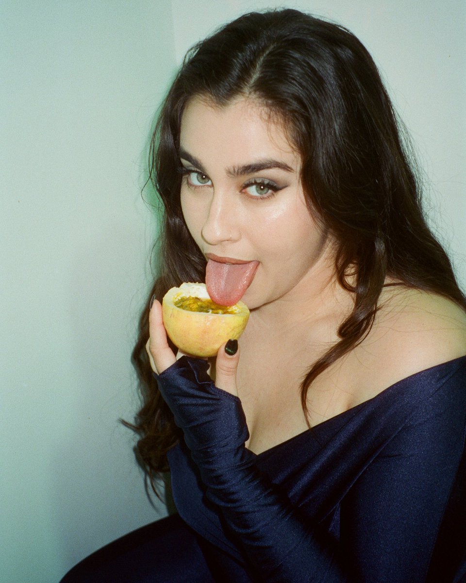 LaurenJauregui's tweet photo. Hi, have you pre-saved my new song #TrustIssues that drops tomorrow (aka tonight at midnight)? Oh no? Well omg look here’s the link and lick 🤍 https://t.co/XBkn2uXPgp https://t.co/HEvTqxnxIh