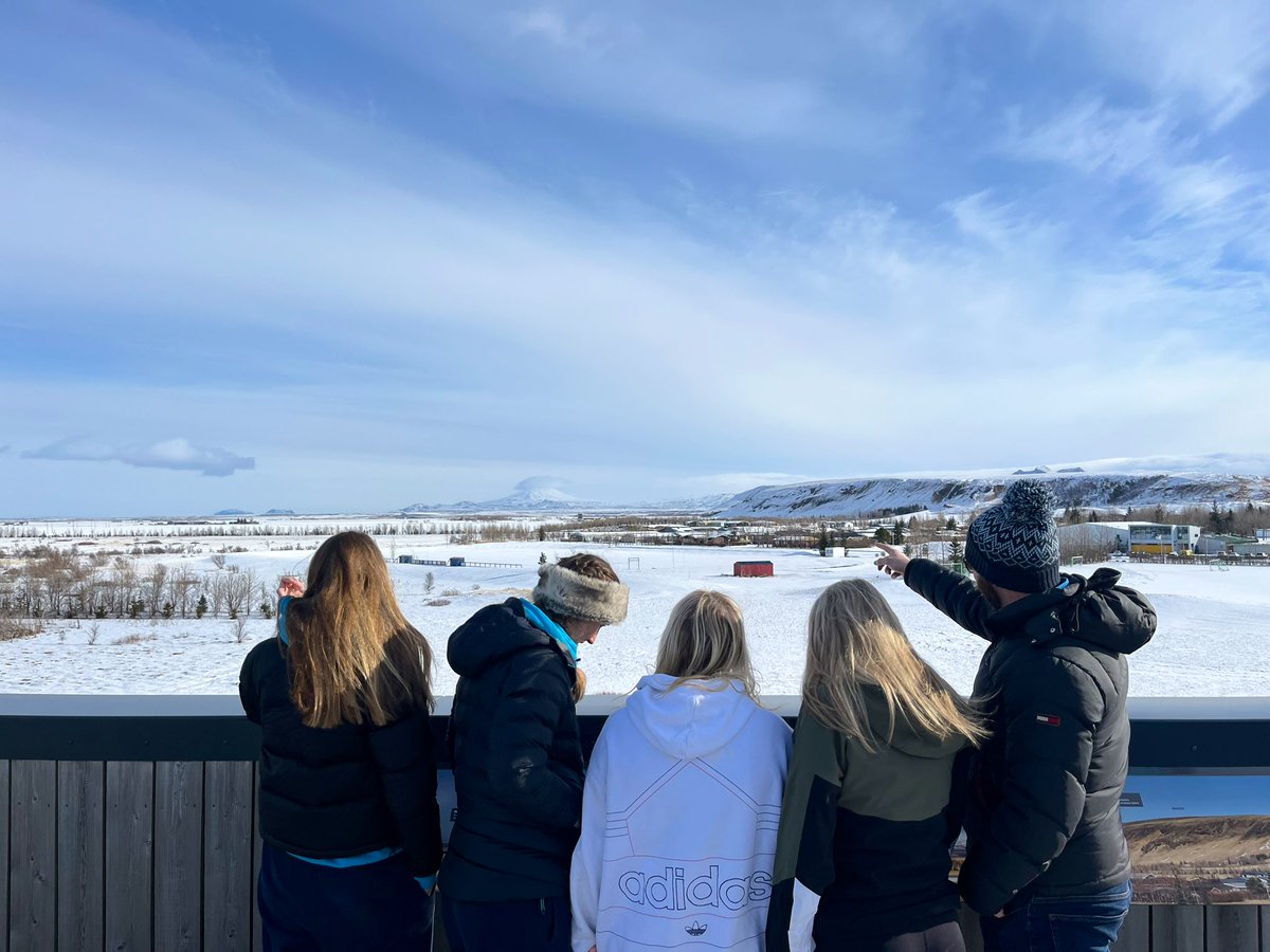 KathrynHad's tweet photo. What a week! All home safe and sound after a fantastic week in Iceland. No doubt we will all remember this trip for years to come. 

#geographyfieldtrip #hazards #glaciation #spectacular @RayburnEdu https://t.co/6vUY07PbCF