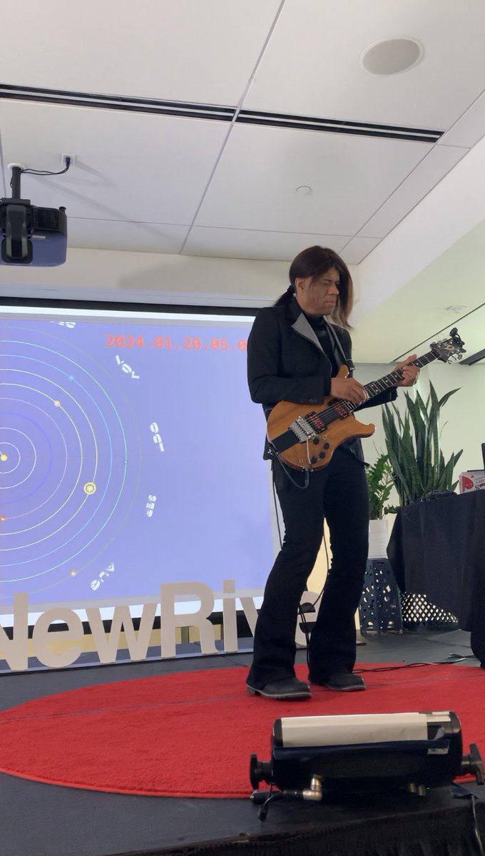 What a privilege to have spent three days surrounded by beautiful minds <a href="/DELPHI_neo/">Delphi Innovation</a> and get a front row seat to listen to Stanley Jordan play the music of the spheres. After all, music is all about time and space. 
<a href="/DoctorDaphnaMd/">Daphna Yasova Barbeau, MD</a> <a href="/nicupodcast/">The Incubator Podcast</a> <a href="/drnicu/">Ben Courchia MD</a>