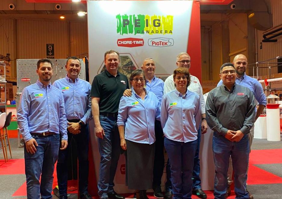 Enjoying our time at Figan 2023 thanks to our distributor Peig Ganadera S.L. in Spain! If you are at the show make sure you stop by stand L-M/13-16.