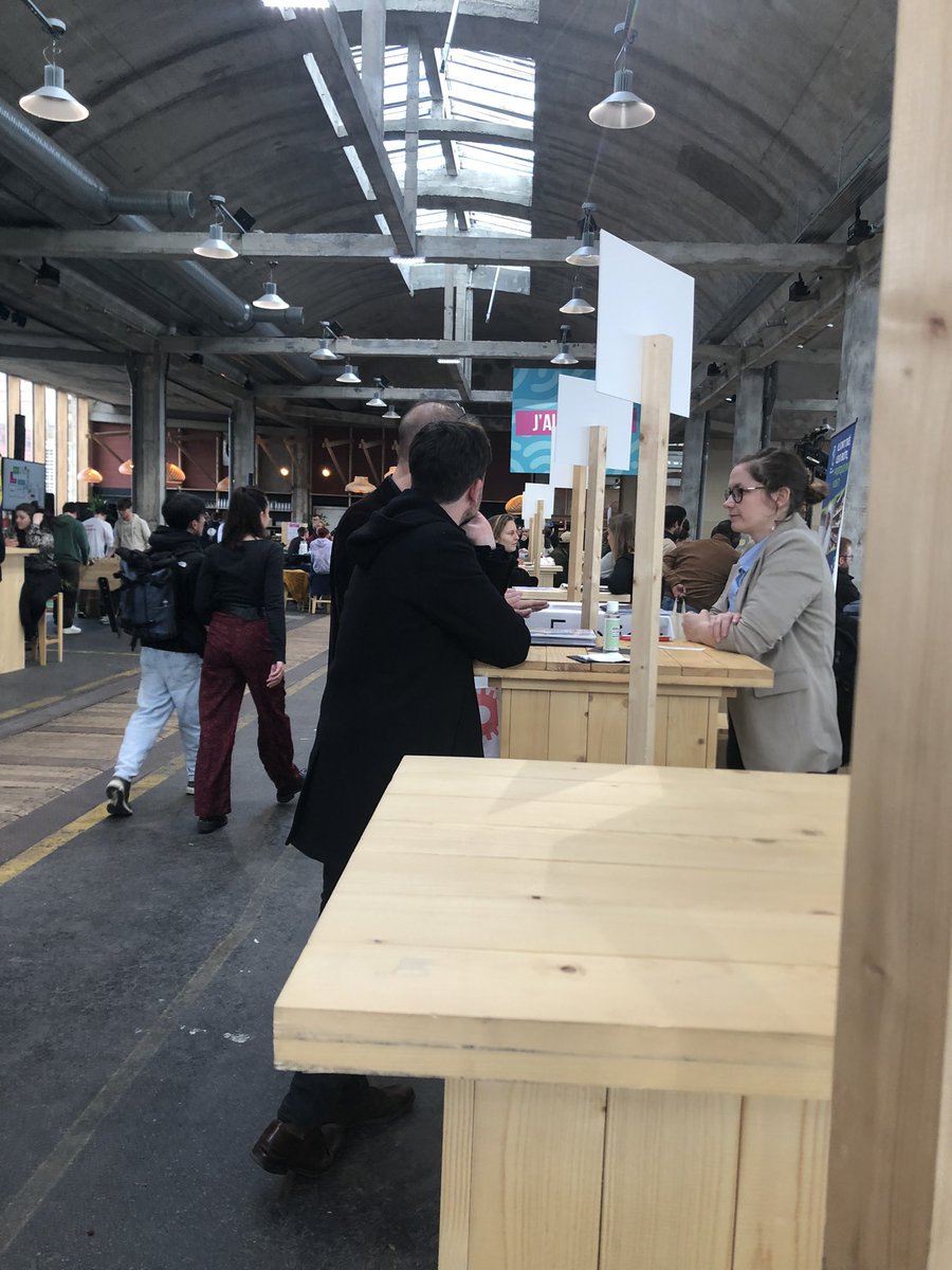 FannyLcrd's tweet photo. Super journée des opportunités avec la @MEL_Lille au @Bazaar_StSo ! https://t.co/yvSJzeoh9v