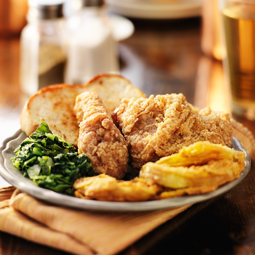 BBCateringOKC's tweet photo. Come enjoy a delicious plate of soul food at The Kitchen! Make sure you come by and end your week out right by visiting us! 😉

#catering #thekitchenbyb&amp;bcatering #thekitchen #okcityeats #okcitycatering #cater #okcitycater #oklahomacityrestaurant #okcityrestaurant https://t.co/wJ05e7awPX