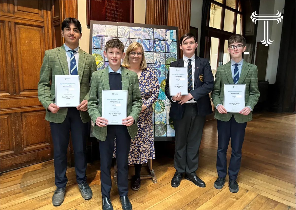 Tranby_school's tweet photo. Well done to Aaron, Yahya, Jack and Douglas who competed in the @RoySocChem Top of the Bench competition in London. They worked extremely well as a team and thoroughly enjoyed the experience. @tranbyscience 

Read more: https://t.co/UpDCUhT3R0 

#topofthebench https://t.co/vYNLzwrDwE